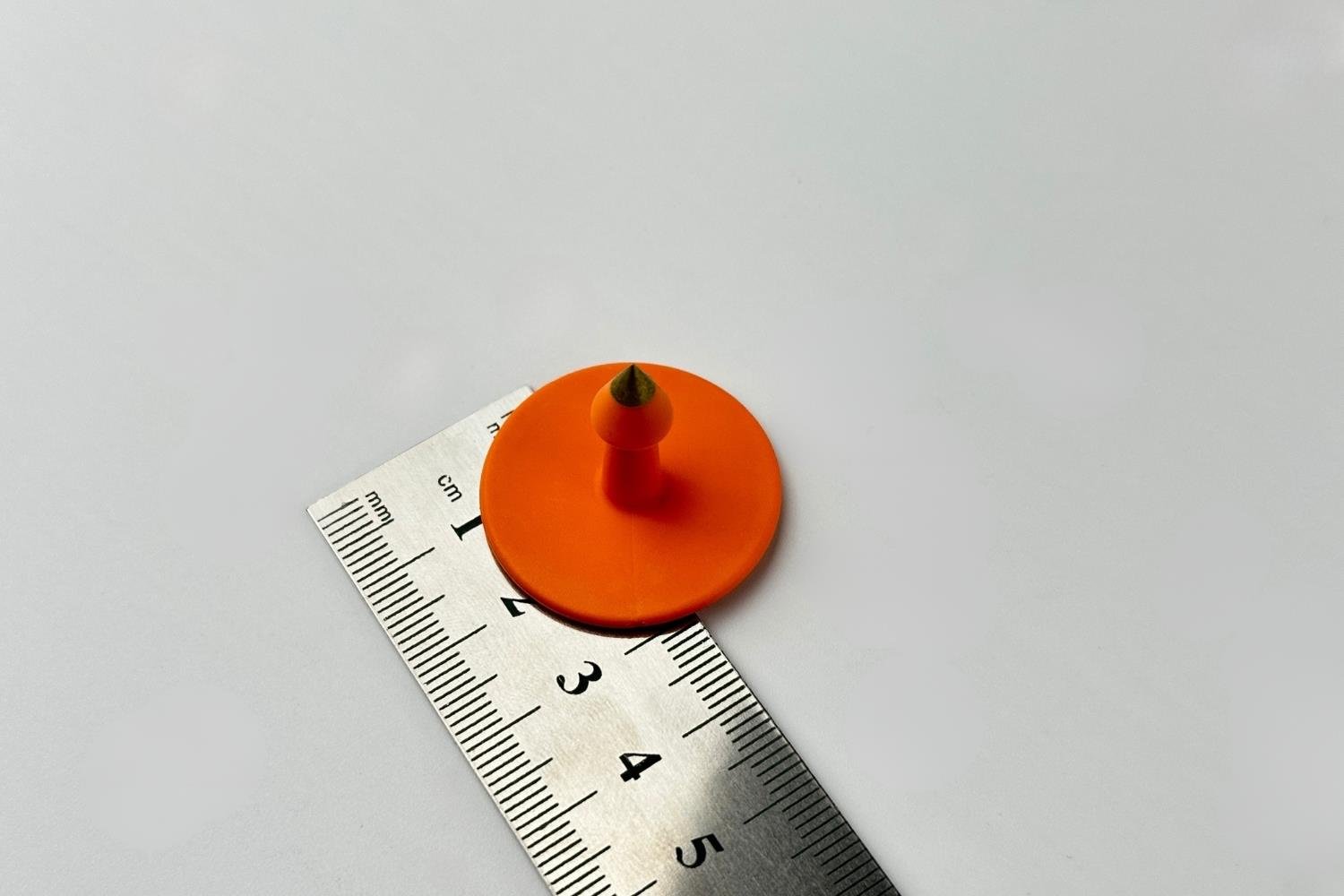 UHF RFID Koyun Kulak Küpesi U9 Çipli
