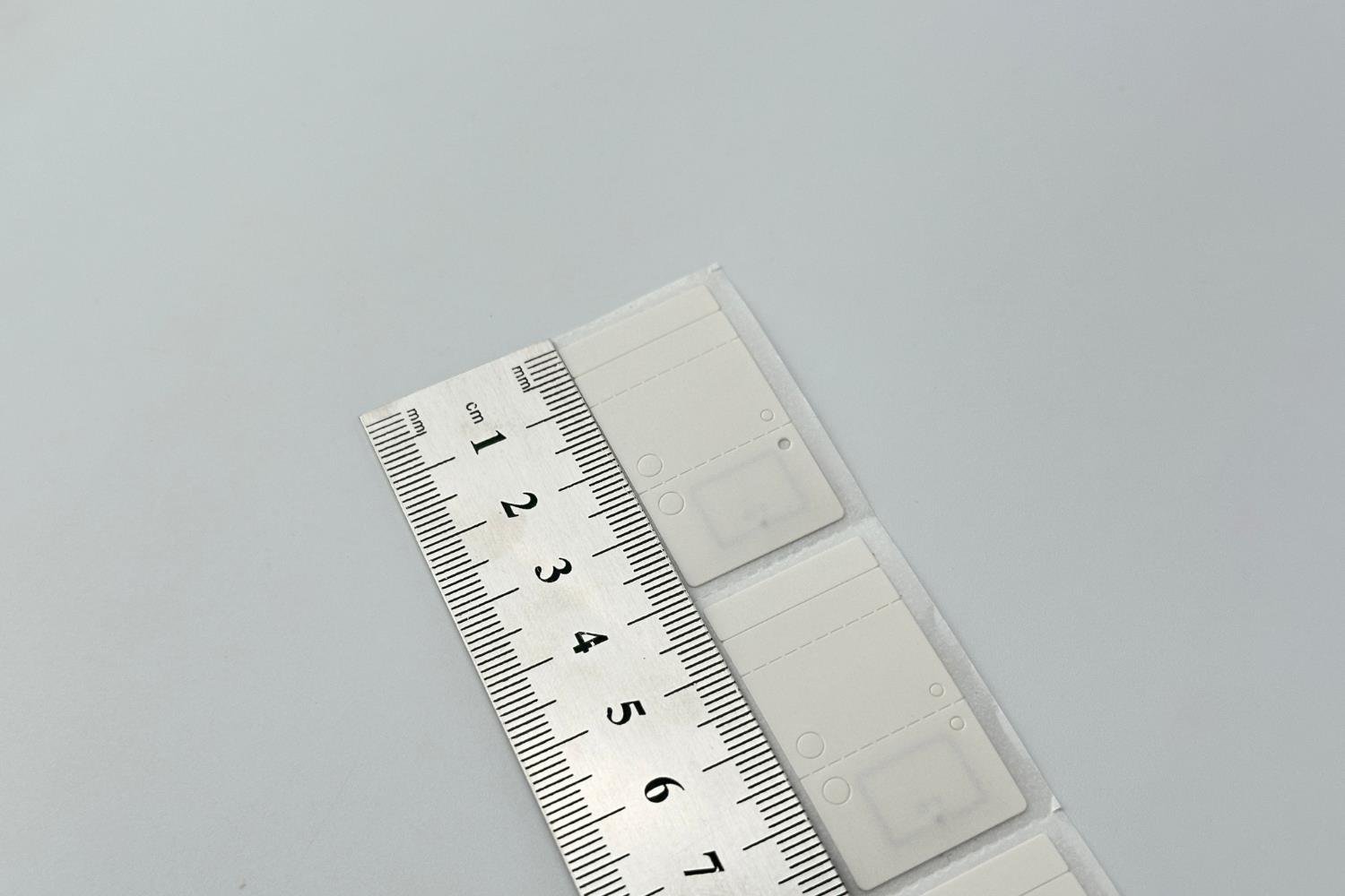 UHF T73J Kuyum Etiketi (38x21mm)