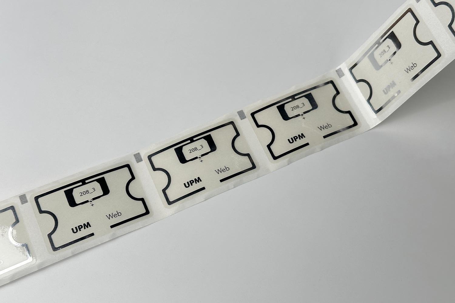 UPM Web 208-3 Şeffaf RFID Etiket