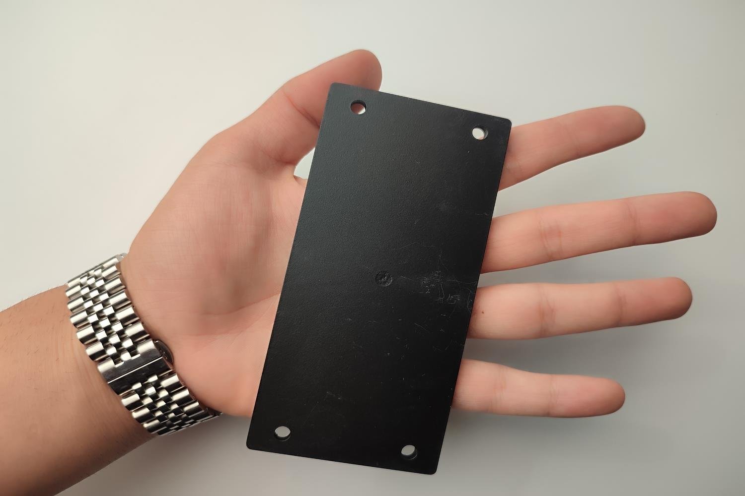 Uzun Menzilli RFID Metal Üstü İsim Plakası Etiketi