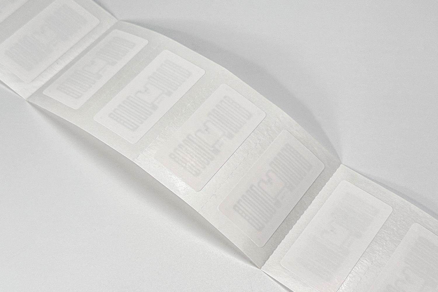 Yüksek Performanslı UHF RFID Etiketi 52x26 mm