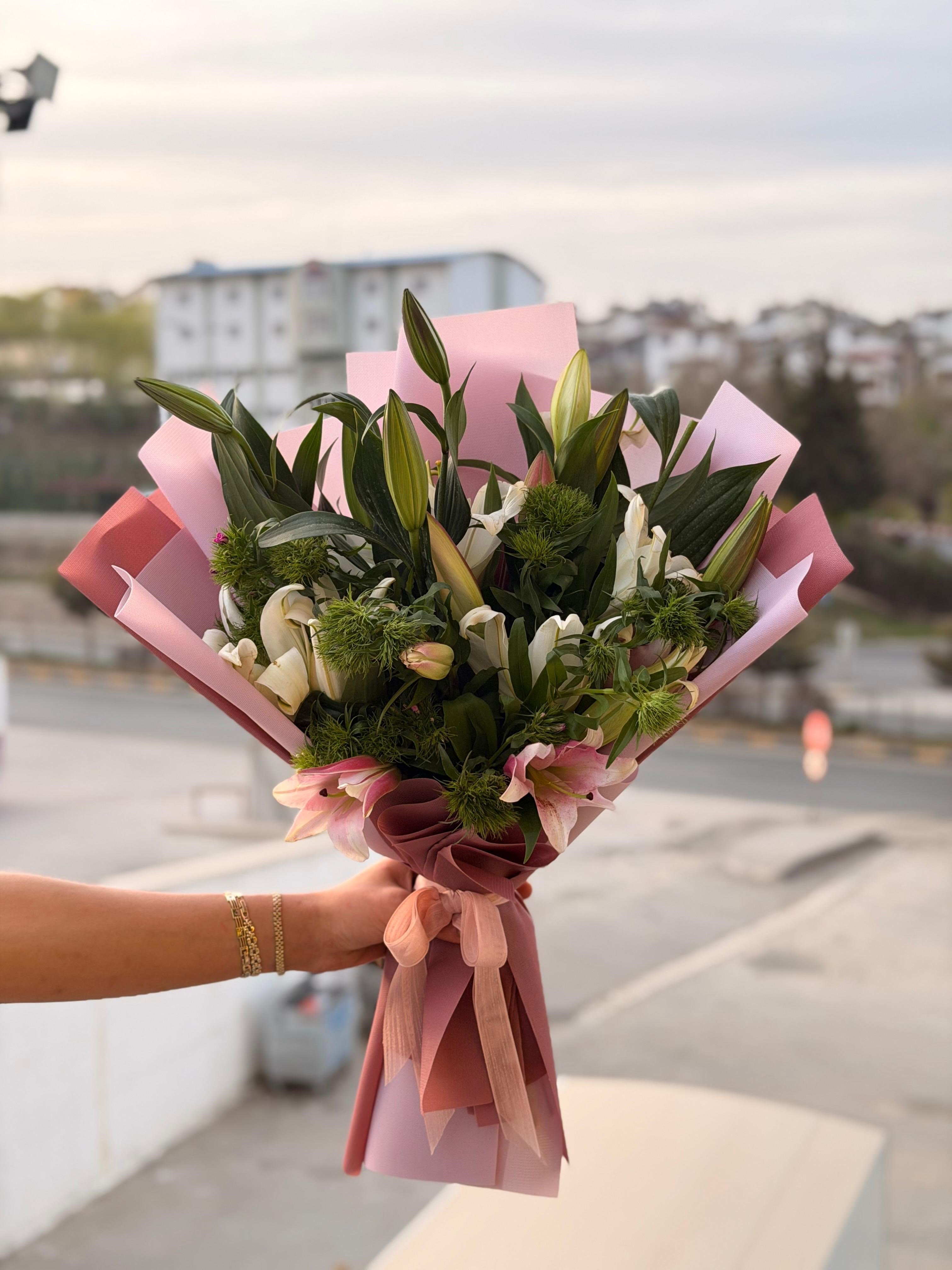 Lilyum Buketi 