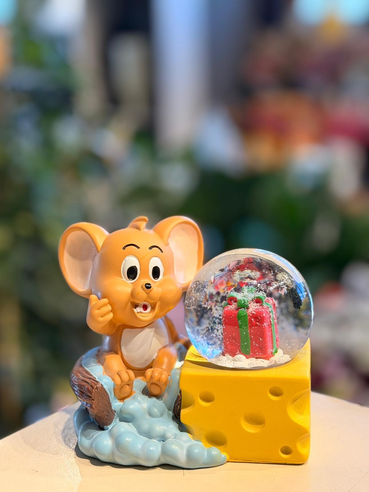 Mickey Mouse Kar Küresi