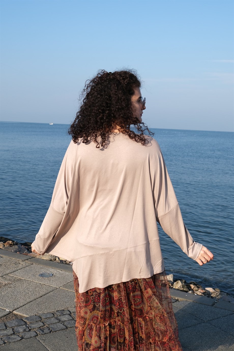 Dirsek Kol Bej Bluz