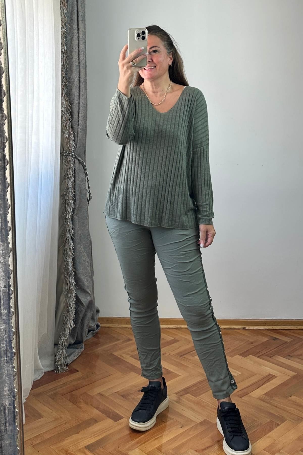  V yaka Triko Bluz Haki Yeşil