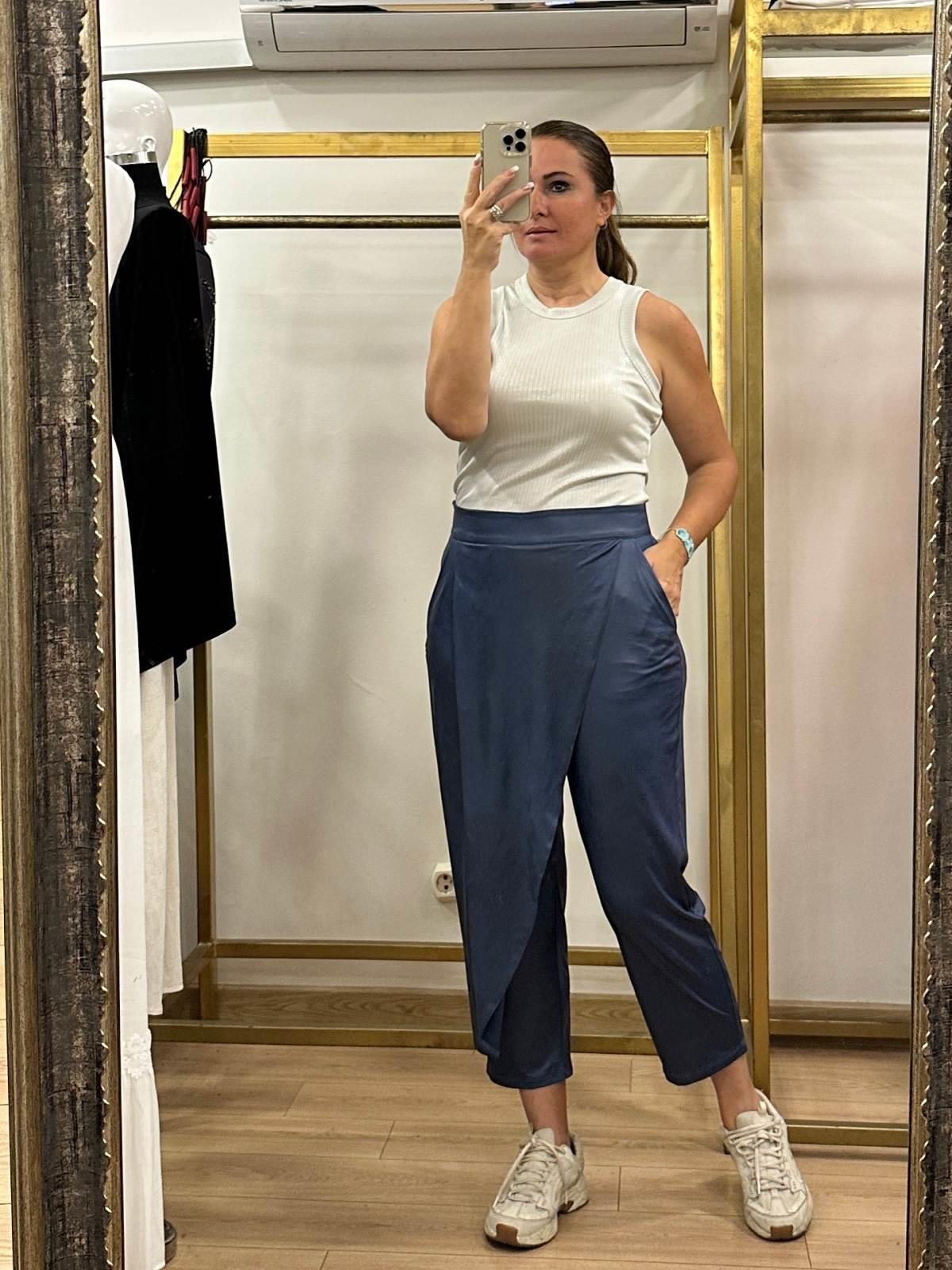 Anvelop Detaylı Pantolon Mavi
