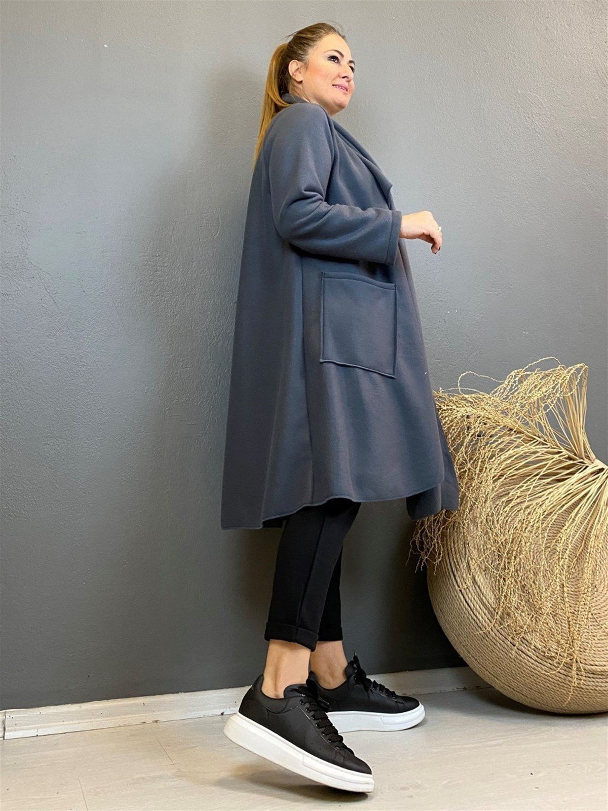 Asimetrik Kesim Polar Ceket