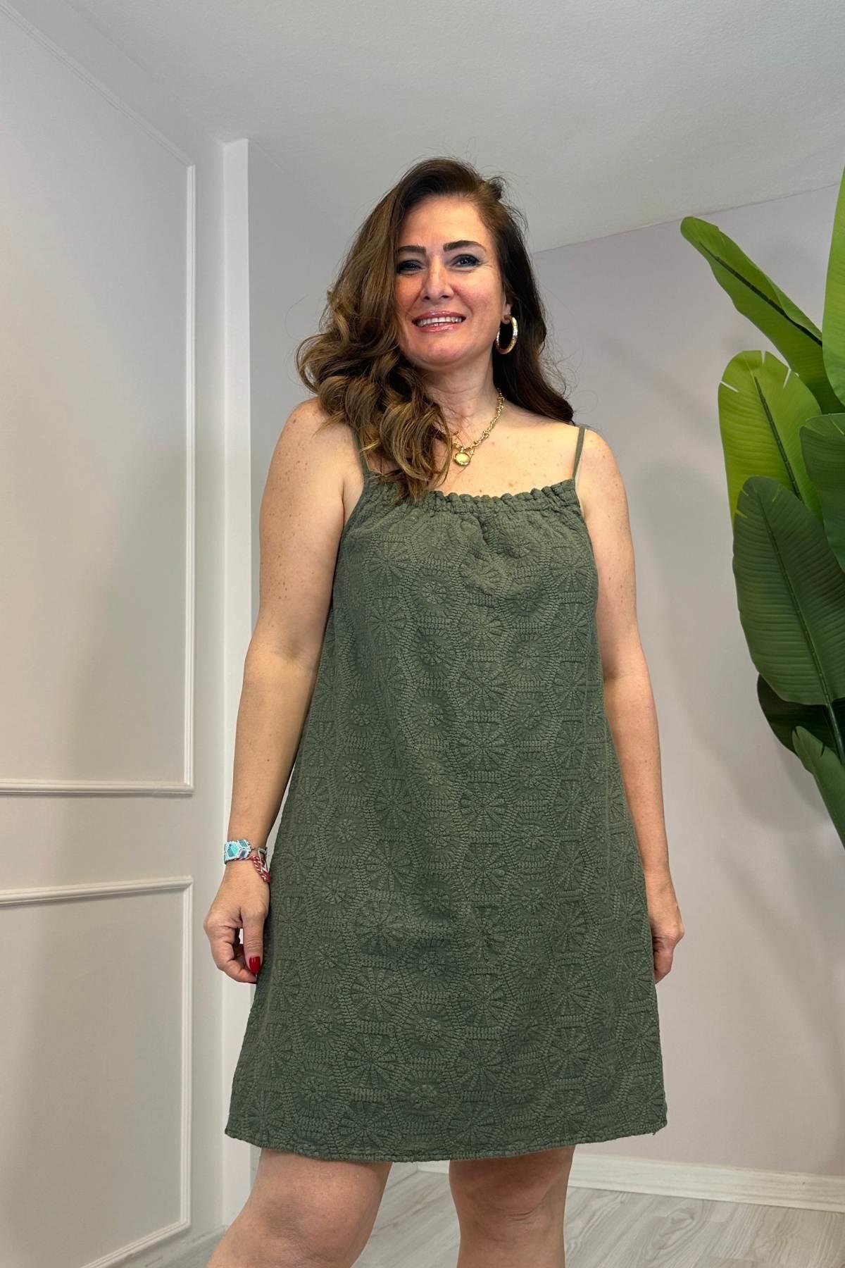 Askılı Ön Nakış Detaylı Elbise Yeşil