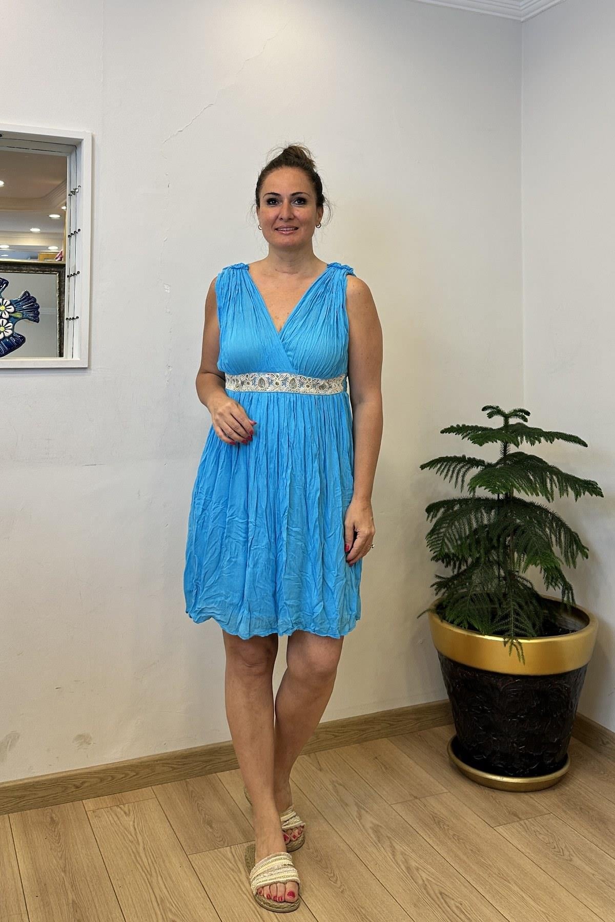 Bel Nakış Detaylı Mini Elbise Mavi