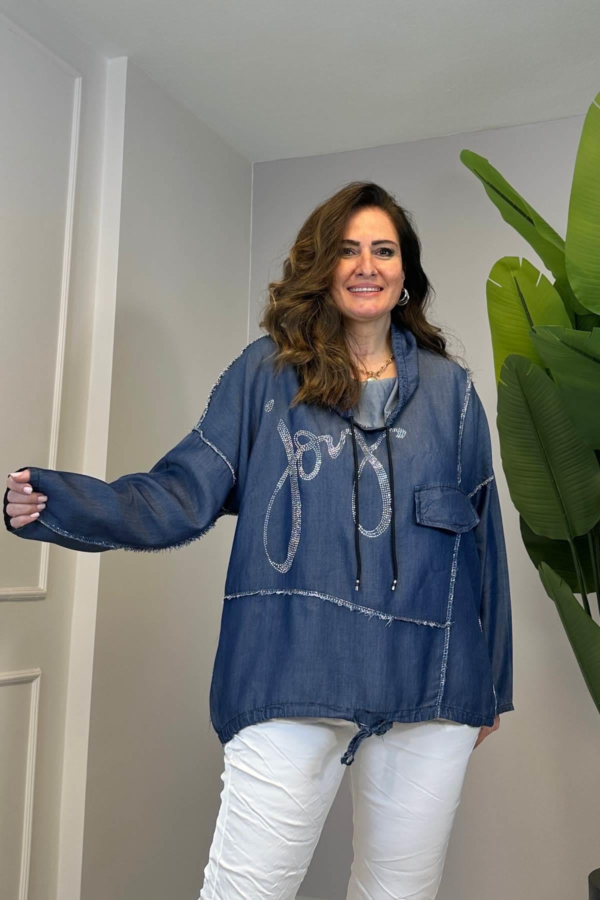 Boyunluk Detaylı Işıltılı Tunik Bluz Koyu Mavi