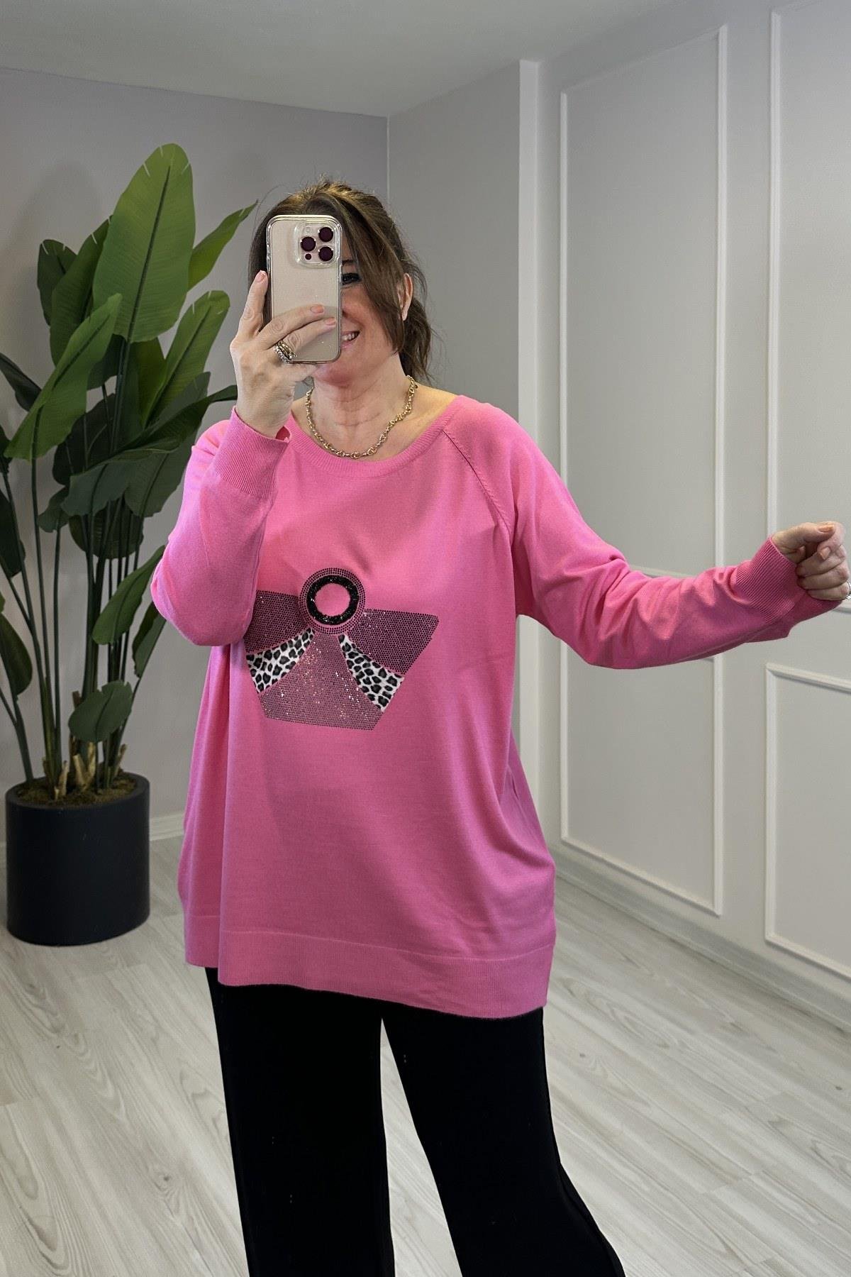 Çanta Detaylı V Yaka Triko Pembe