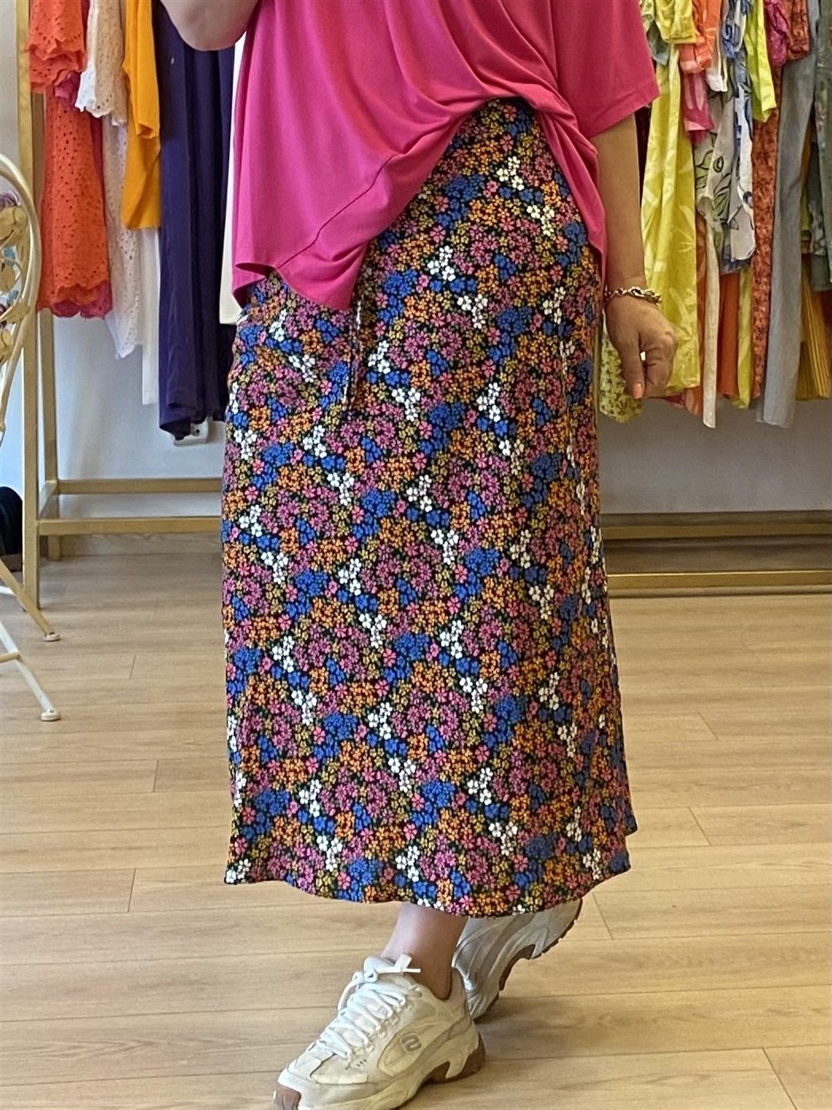 Çıtır Çiçekli Etek