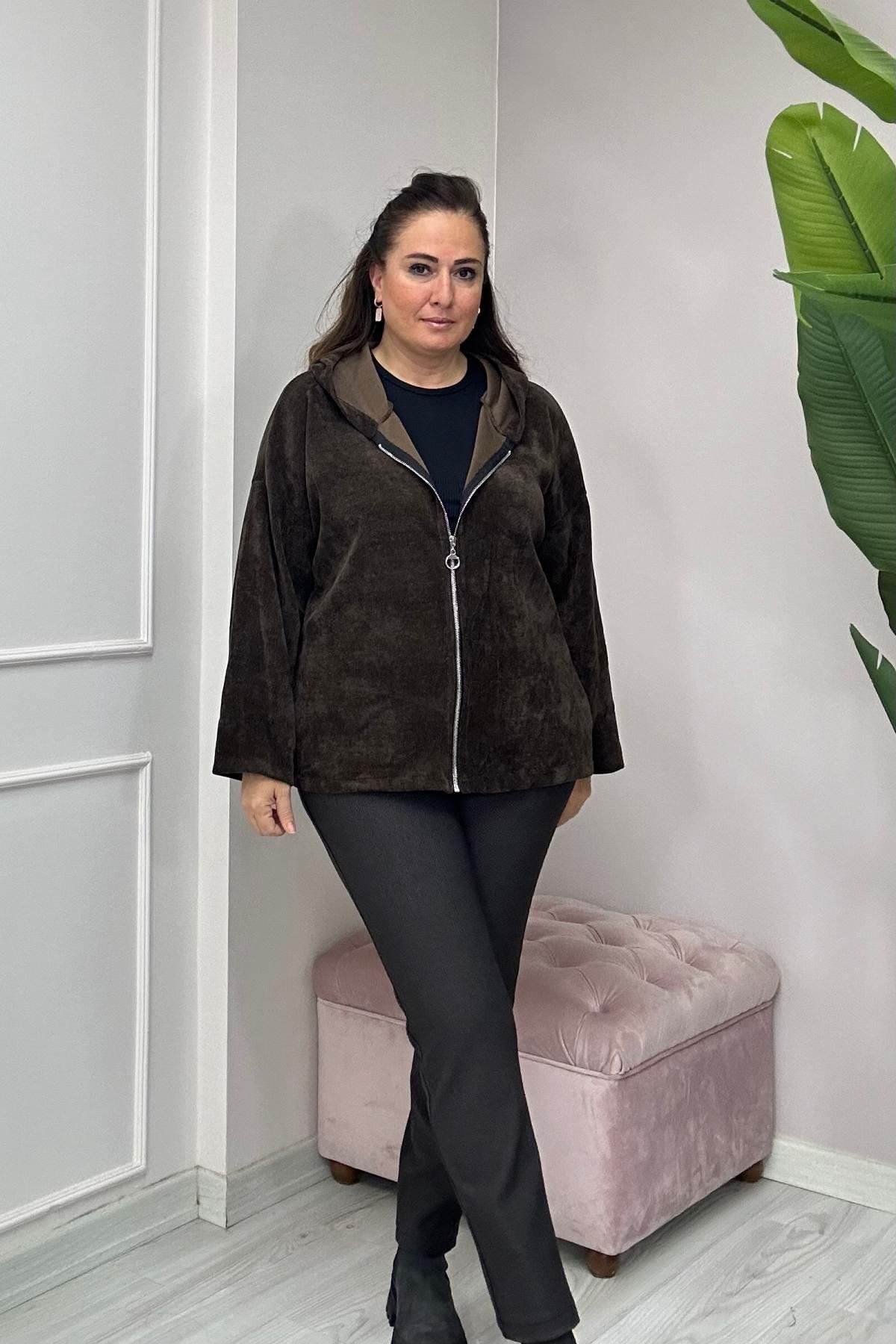 Düz Desen Kadife Şapkalı Ceket-Kahverengi