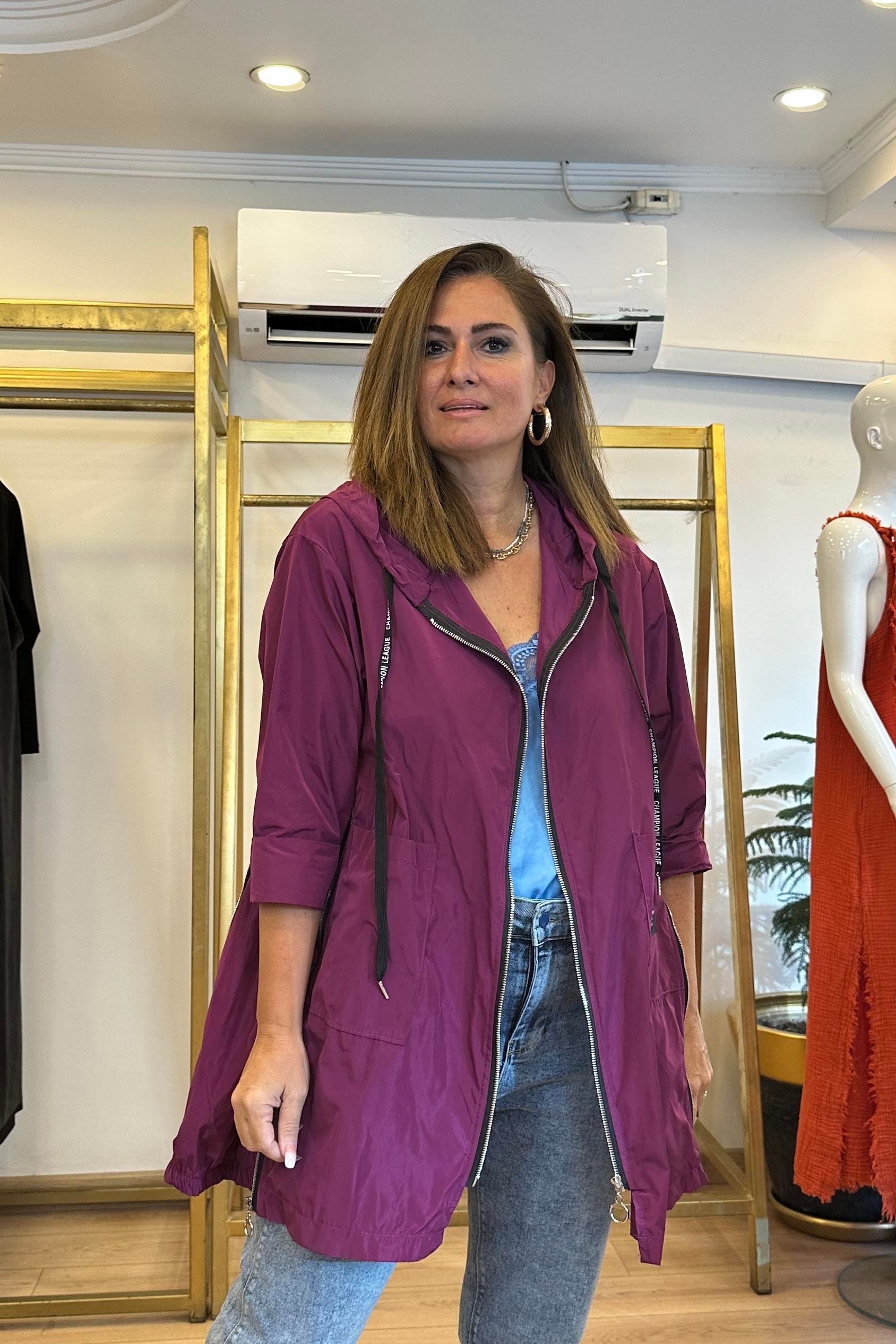 Fermuar Detaylı Kapşonlu Trençkot Mürdüm