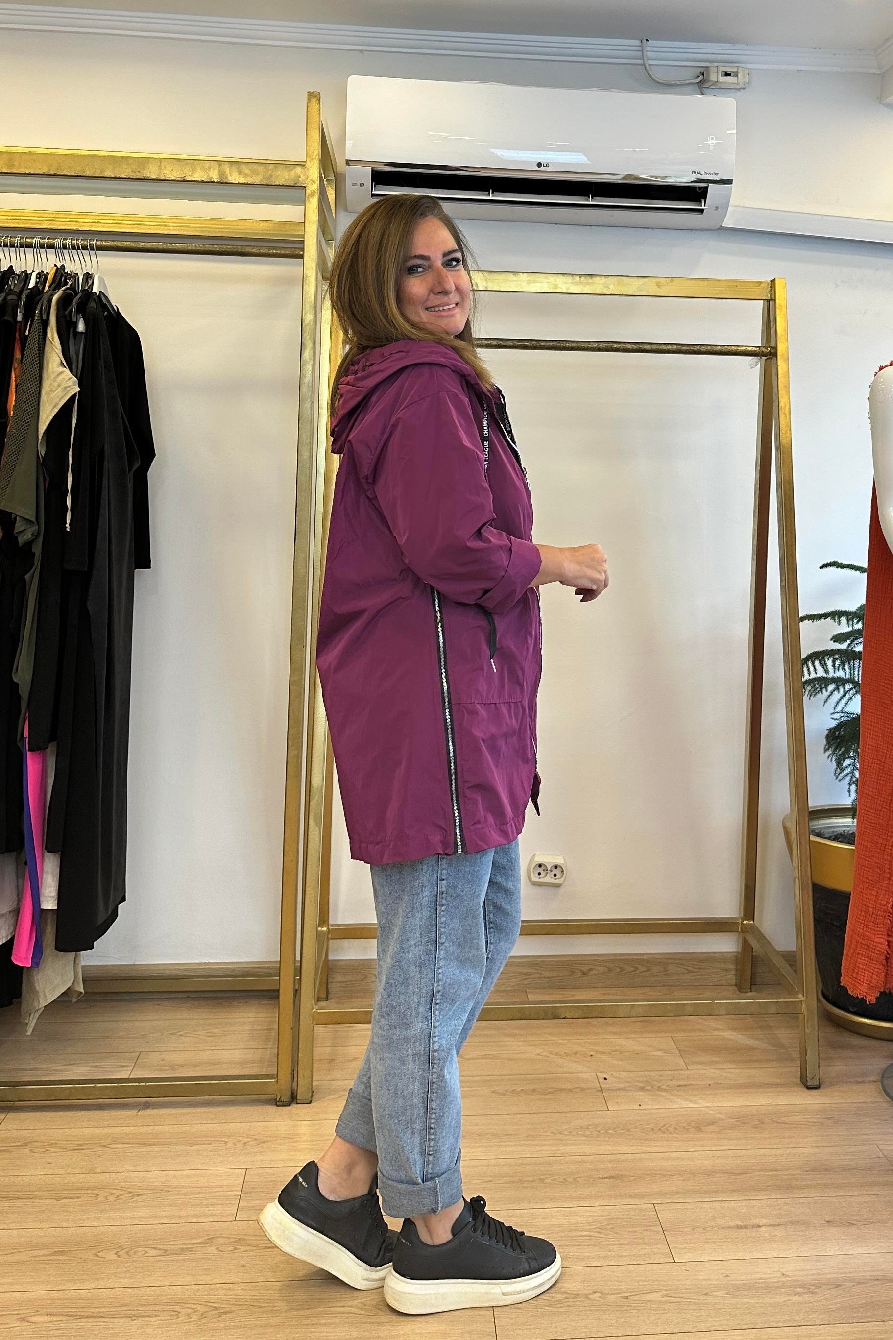 Fermuar Detaylı Kapşonlu Trençkot Mürdüm