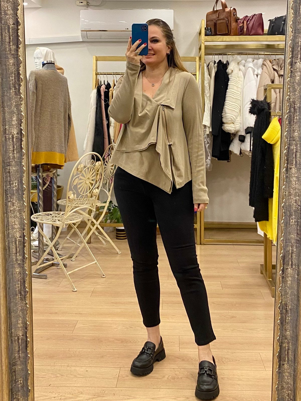 Fermuar Detaylı Tasarım Madal Kumaş Ceket Bej 