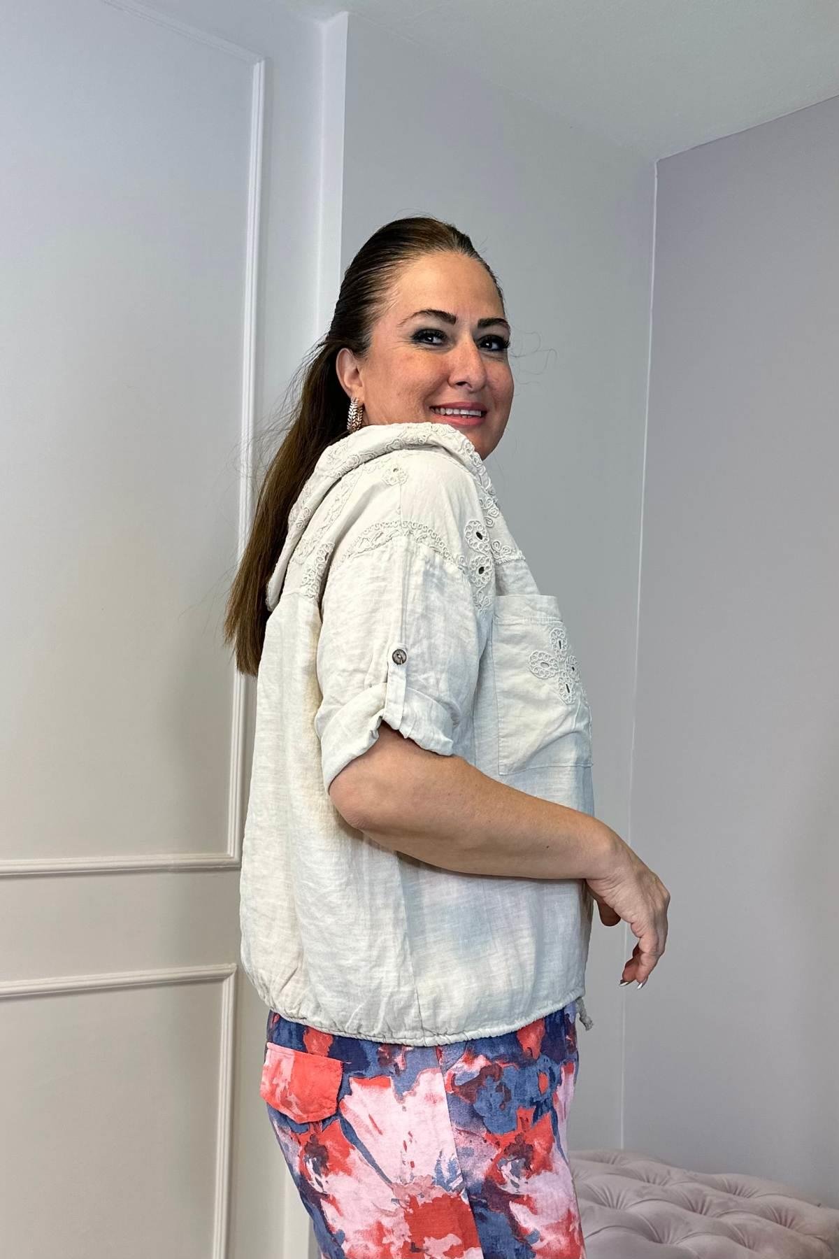 Fisto Detaylı Kapşonlu Fermuarlı Keten Ceket Krem