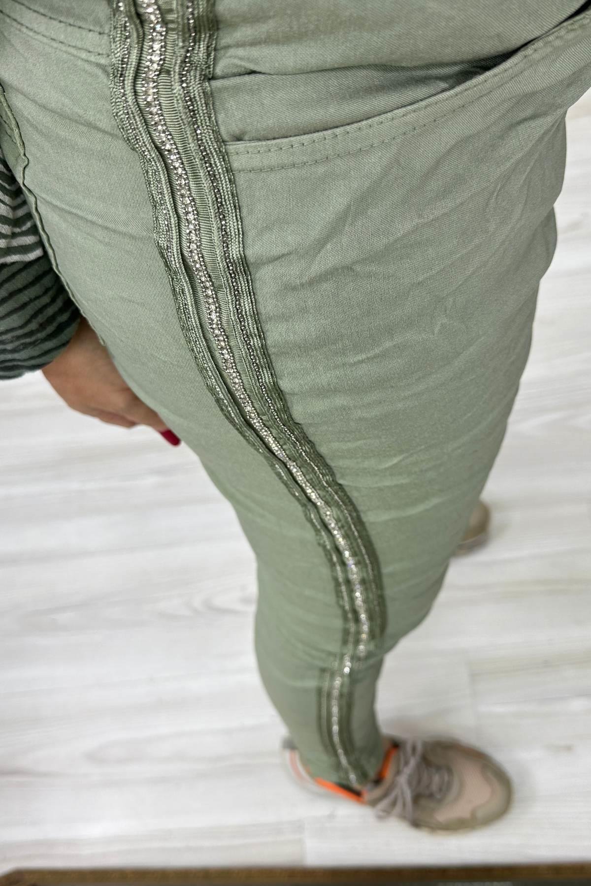 Full Likralı Şerit Taşlı İtalyan Pantalon Yeşil