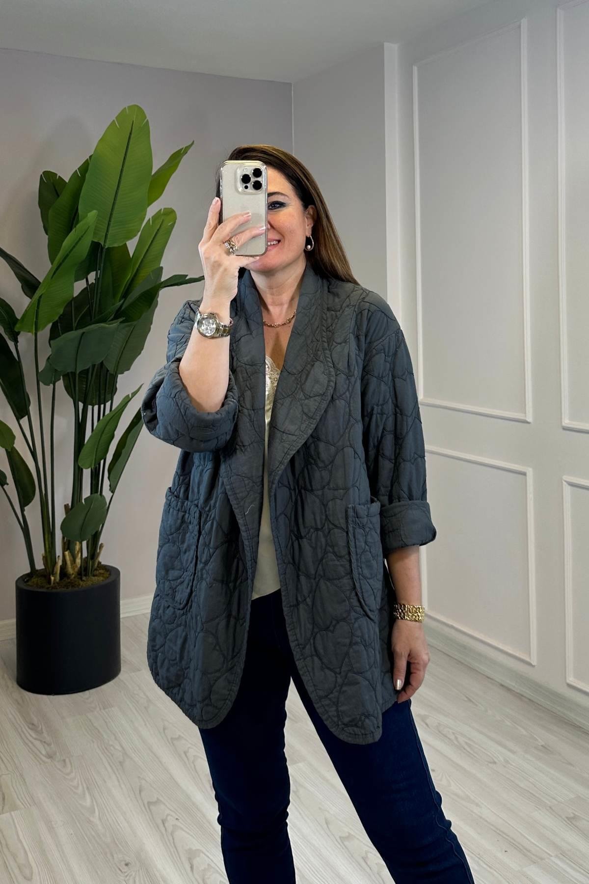 Kapitone Kalp Desenli Ceket Uzun Gri