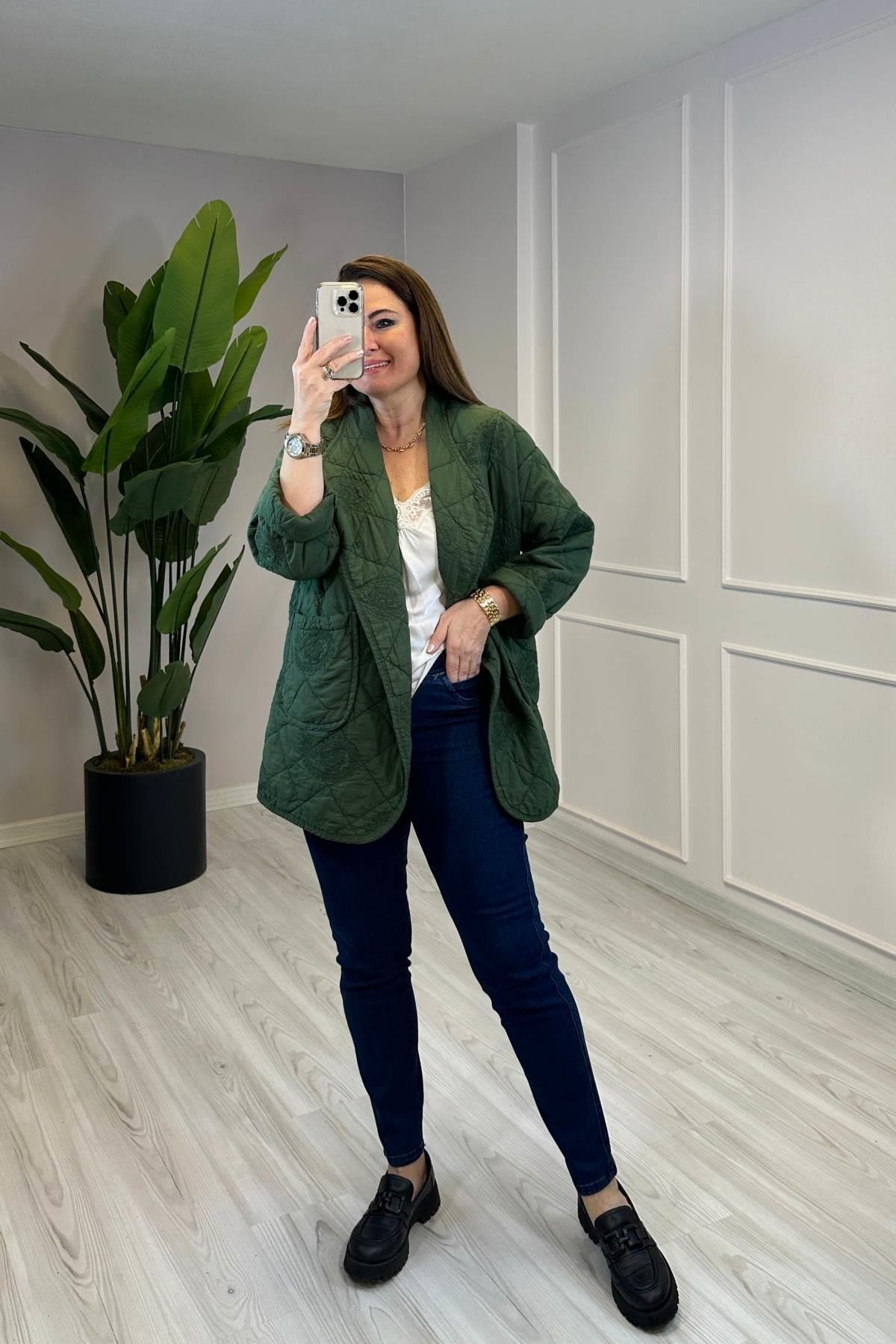 Kapitone Şal Desenli Ceket Uzun Yeşil