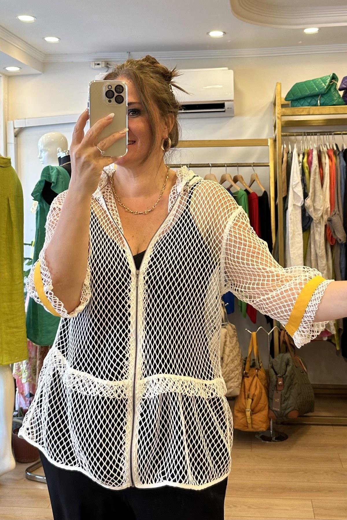 Kapüşonlu File Ceket Beyaz