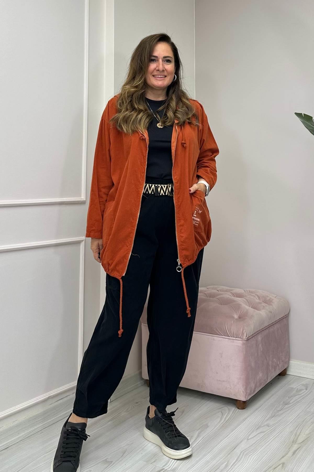 Kapüşonlu Kadife Uzun Ceket Kiremit