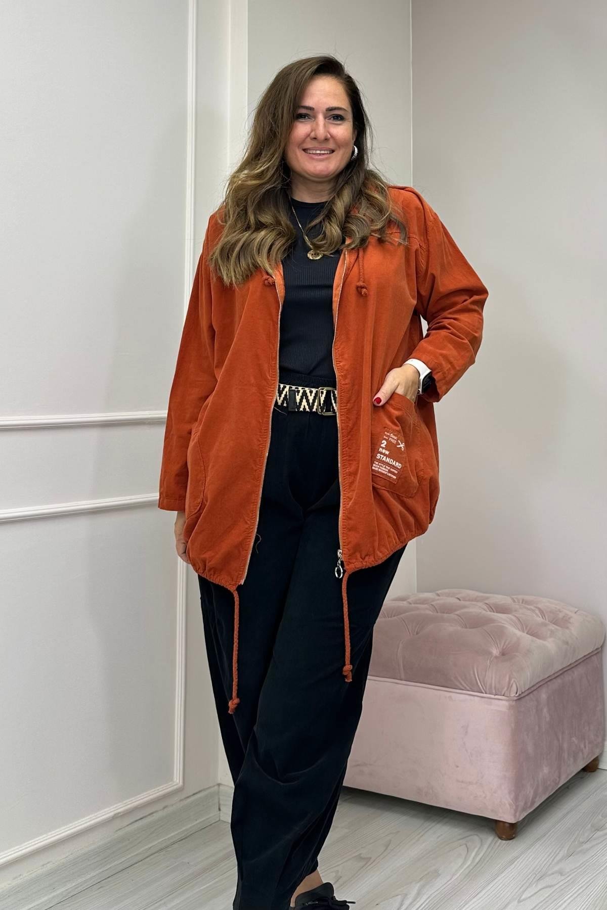 Kapüşonlu Kadife Uzun Ceket Kiremit