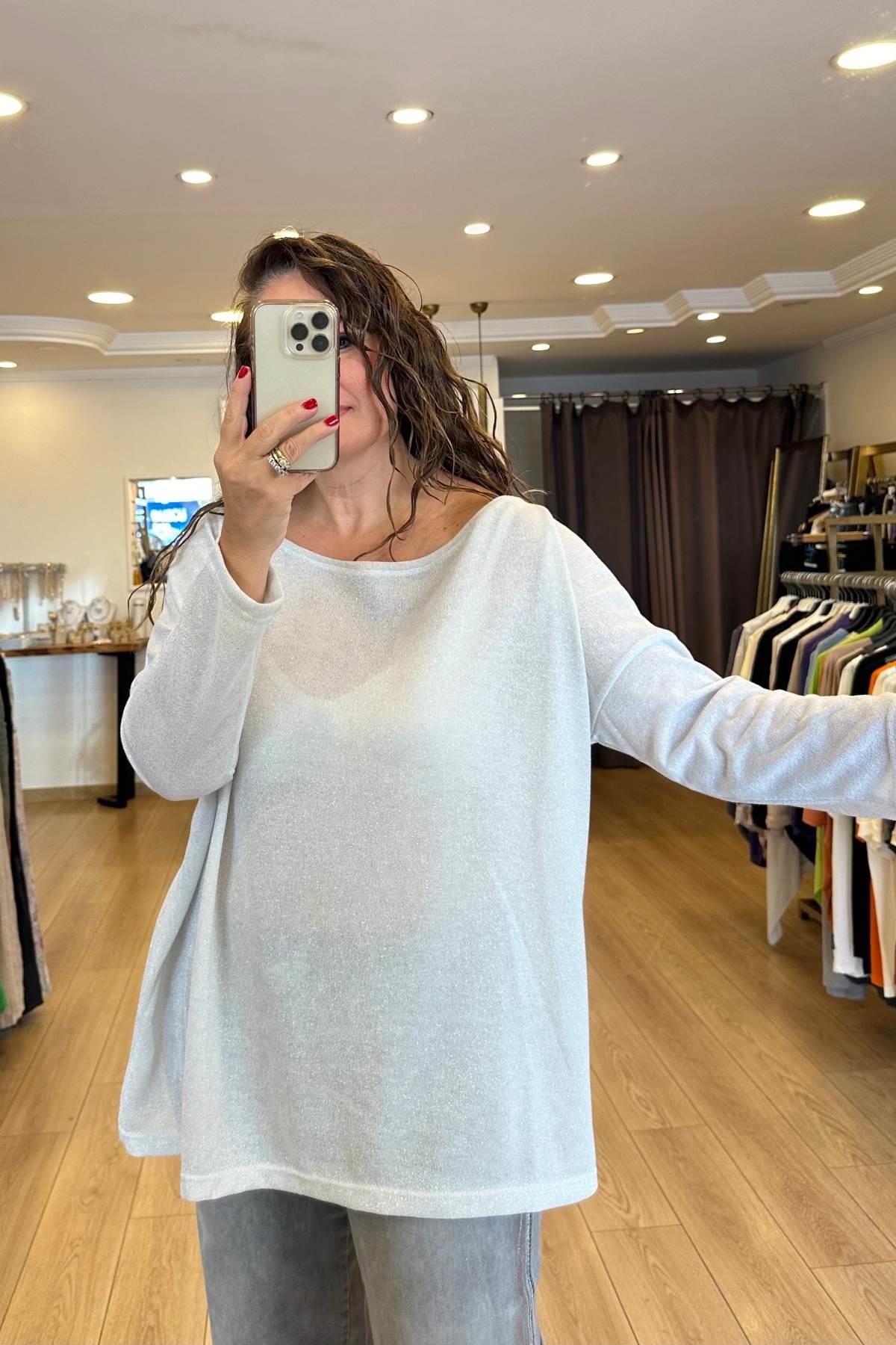 Kayık Yaka Simli Triko Bluz Gri