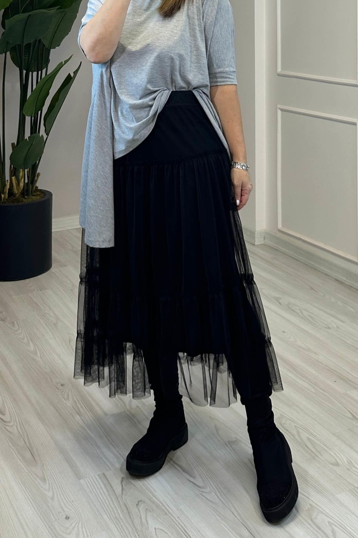 Kendinden Astarlı Tül Etek Siyah