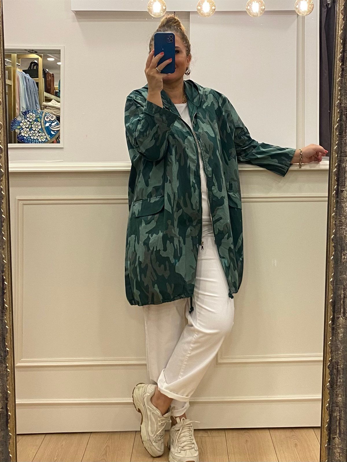 Kendinden Desenli Oversize Trençkot Yeşil