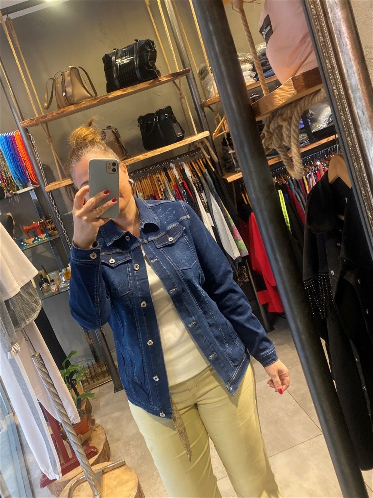 minik taş detaylı kot ceket