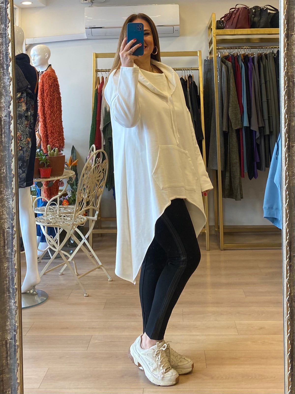 Ön Kısa Arka Uzun Sweatshirt