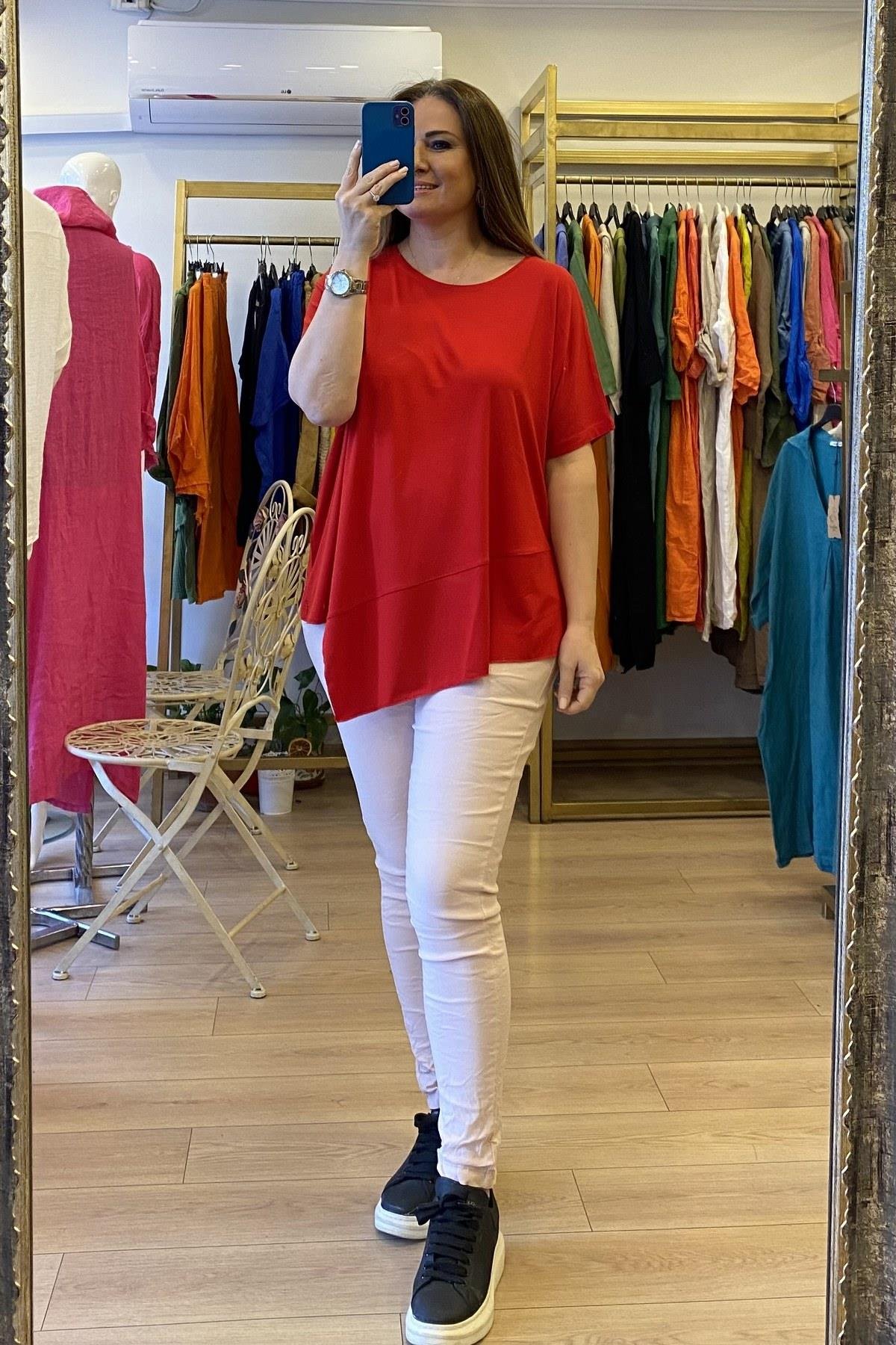 Ön Üçgen Detaylı T-shirt Kırmızı