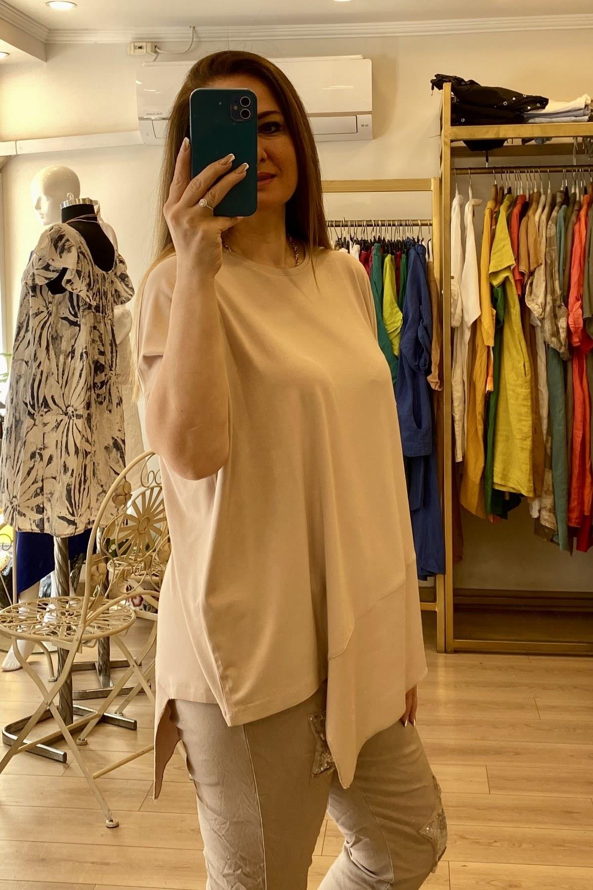 Ön Üçgen Detaylı T-shirt Taş