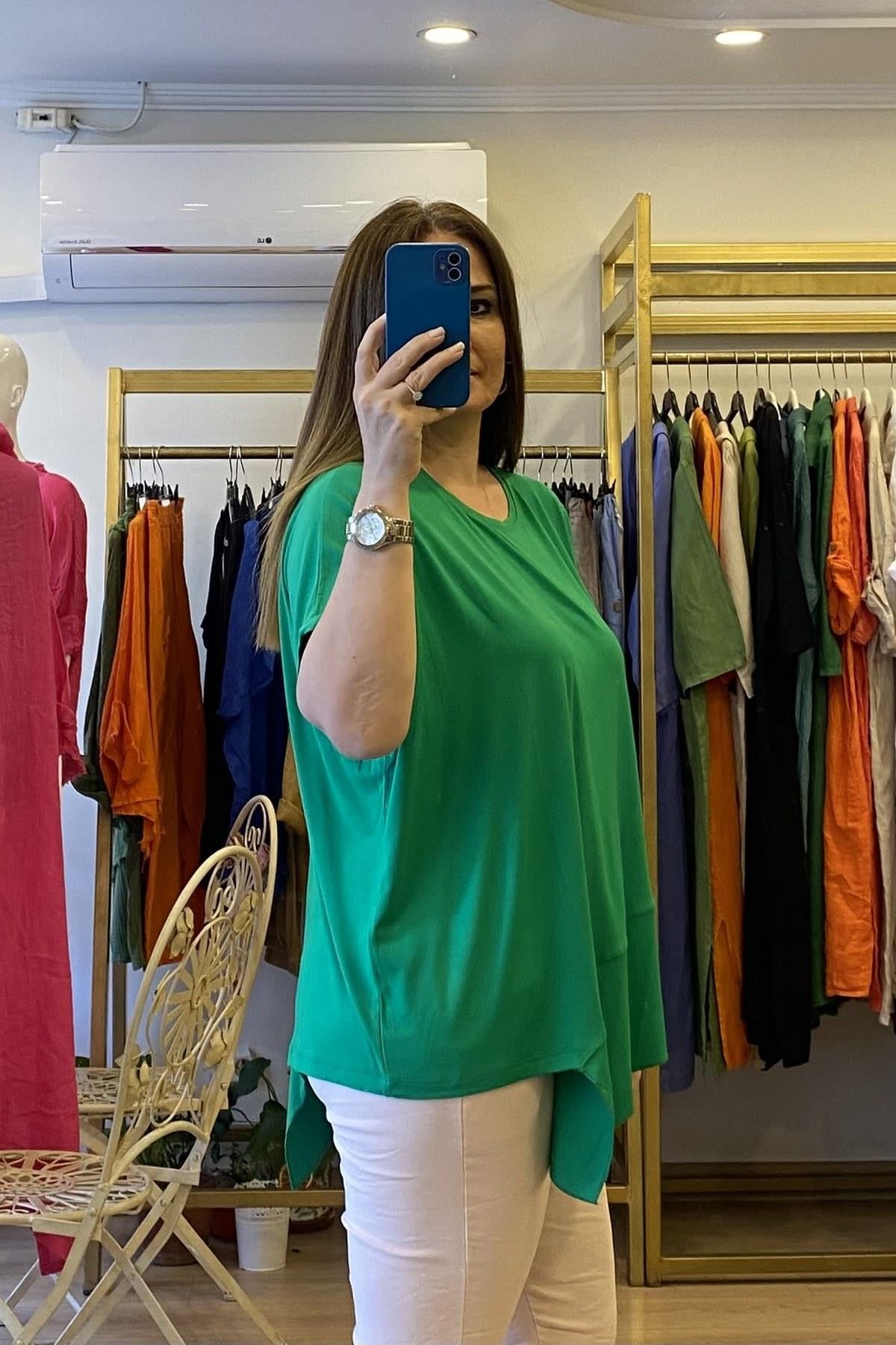 Ön Üçgen Detaylı T-shirt Yeşil