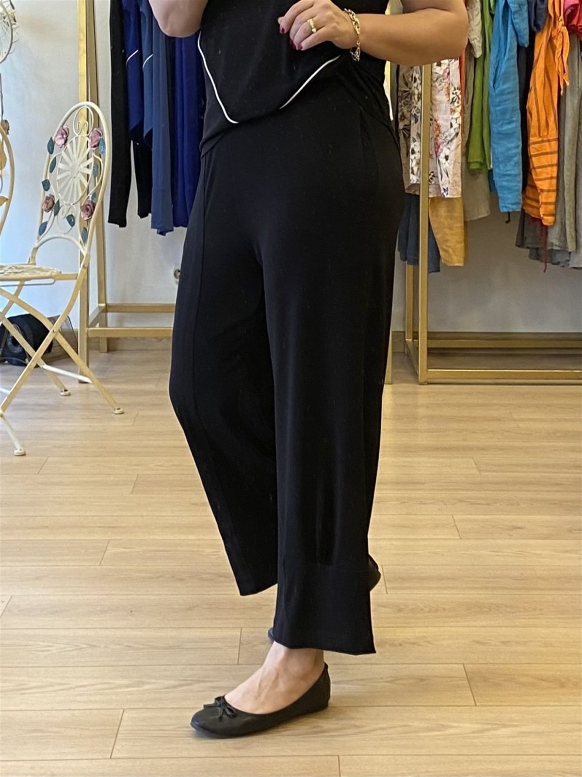 Paça detaylı pantolon siyah
