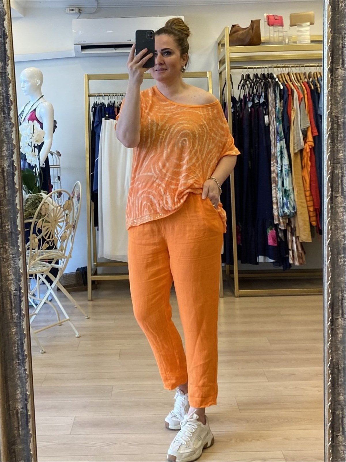 Pul detaylı Şallı Bluz Turuncu