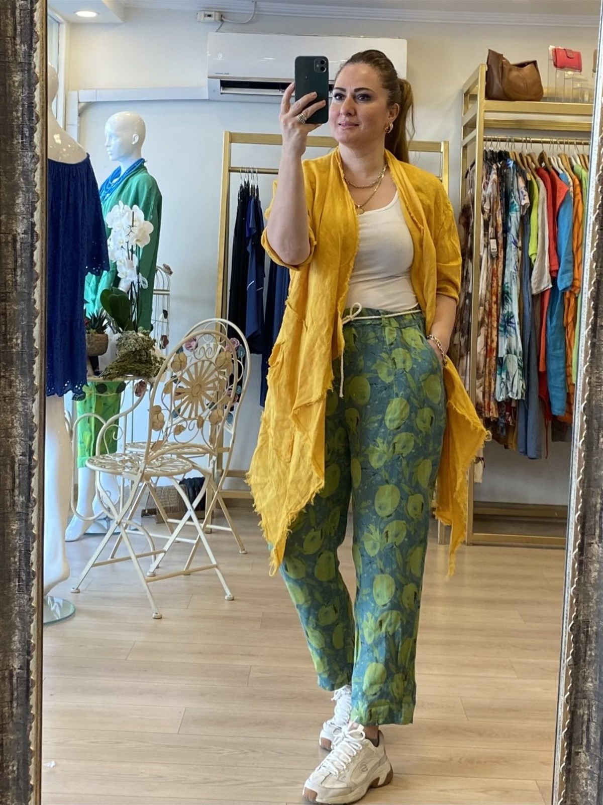 Püskül detaylı keten ceket hardal sarı