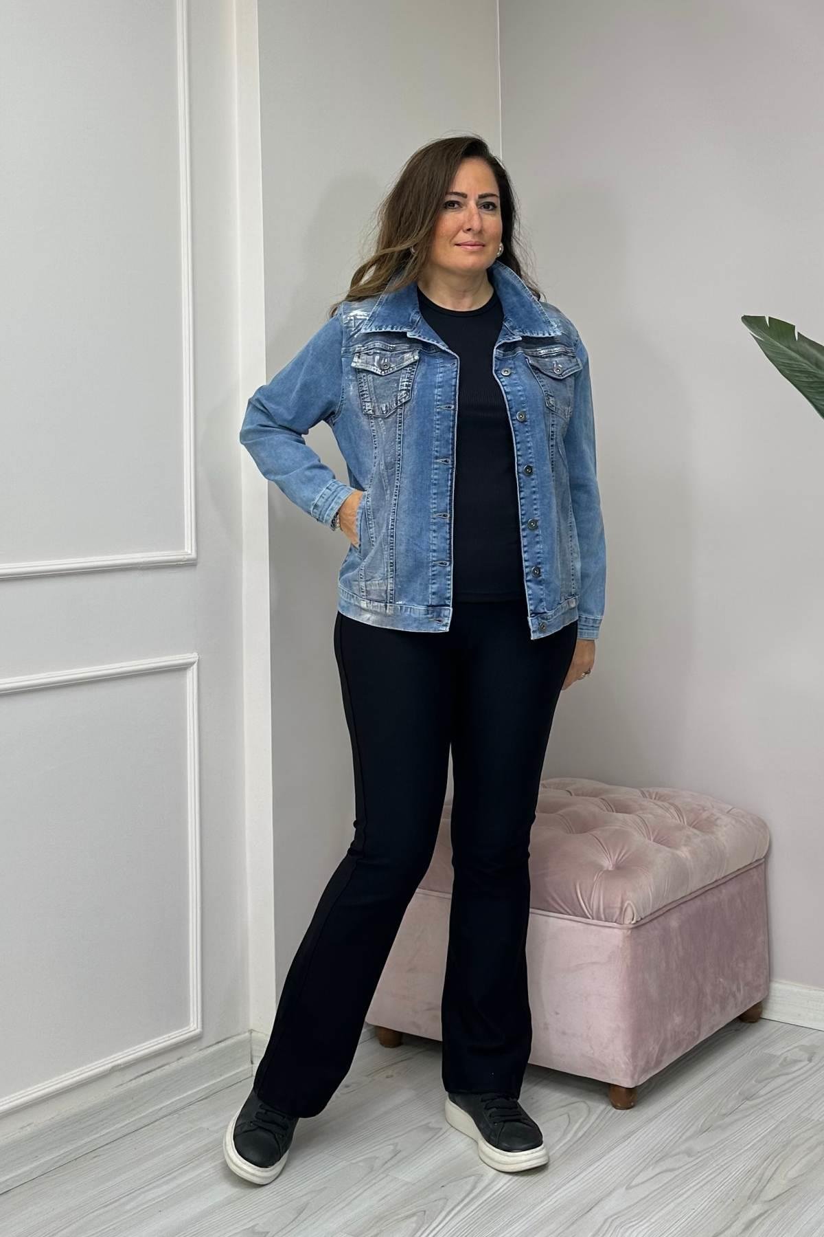 Renkli Taş Detaylı Kot Ceket Mavi