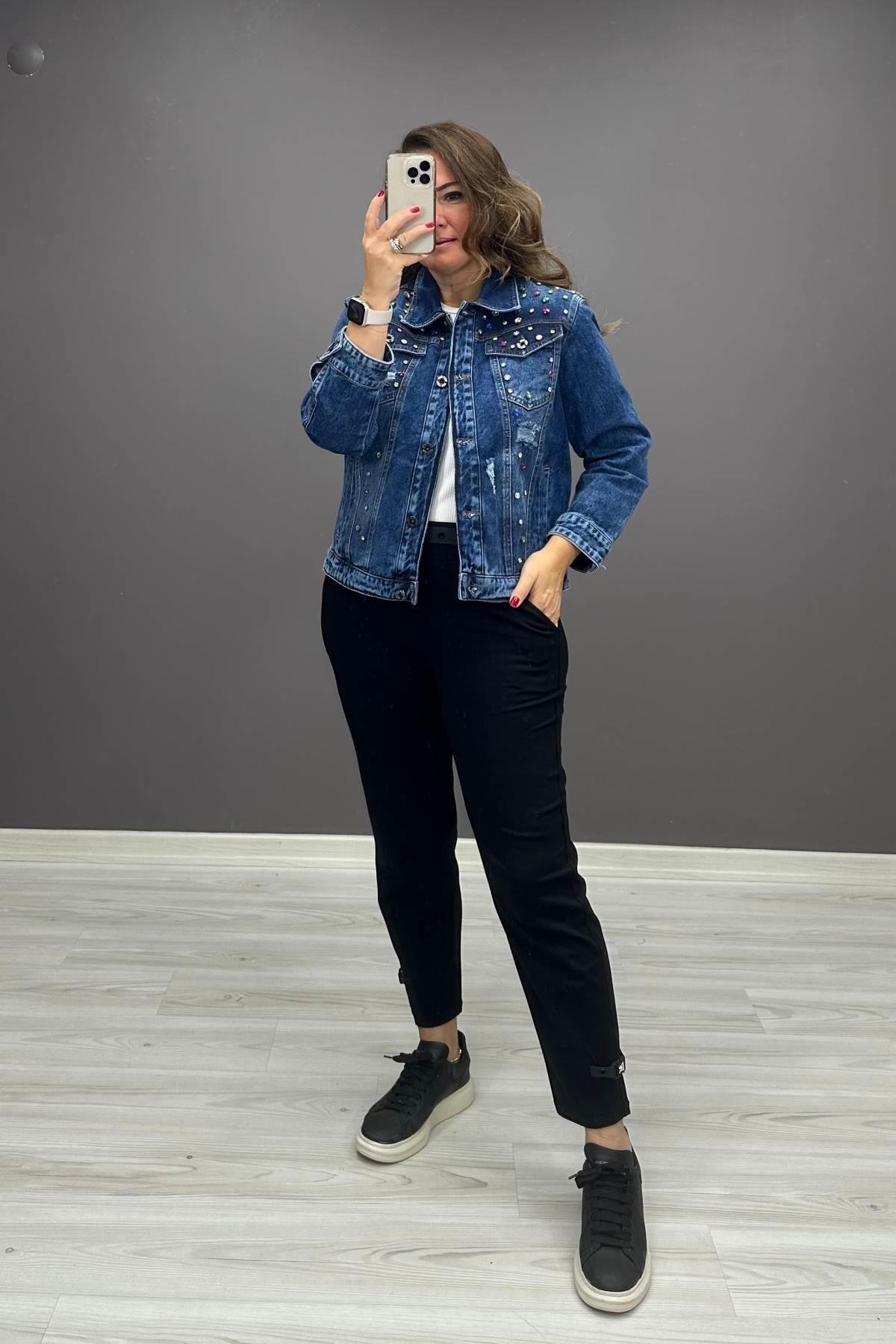 Renkli Taş Detaylı Kot Ceket Mavi