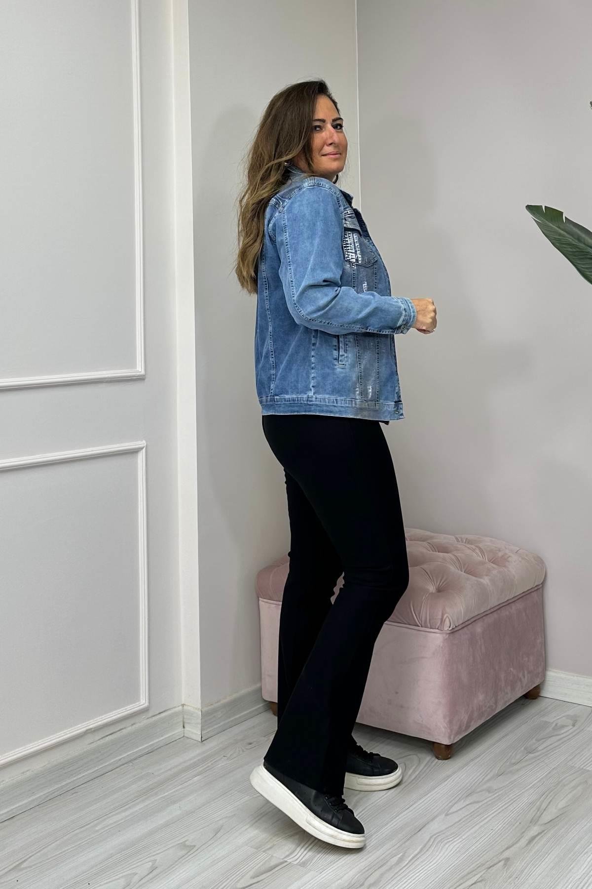 Renkli Taş Detaylı Kot Ceket Mavi