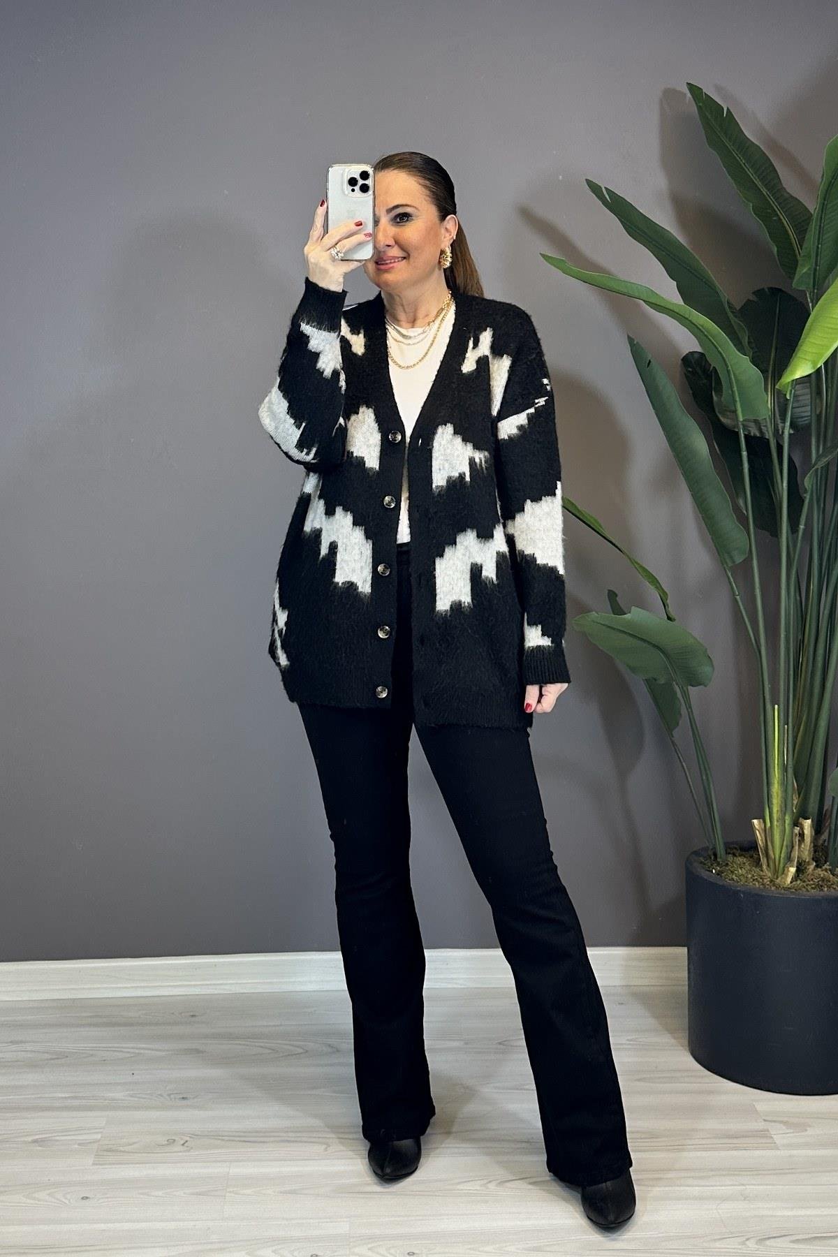 Şardonlu İki Renkli Hırka Siyah