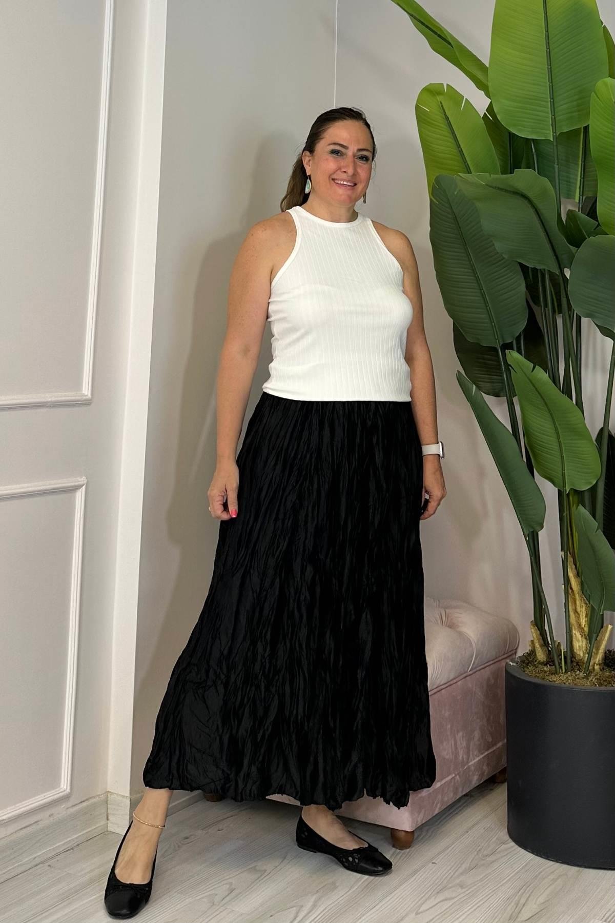 Saten Krışık Kumaş Etek Siyah