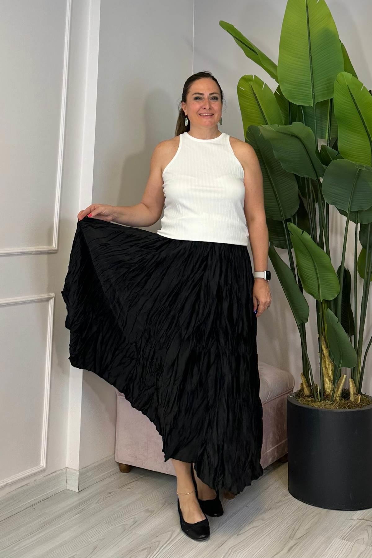 Saten Krışık Kumaş Etek Siyah