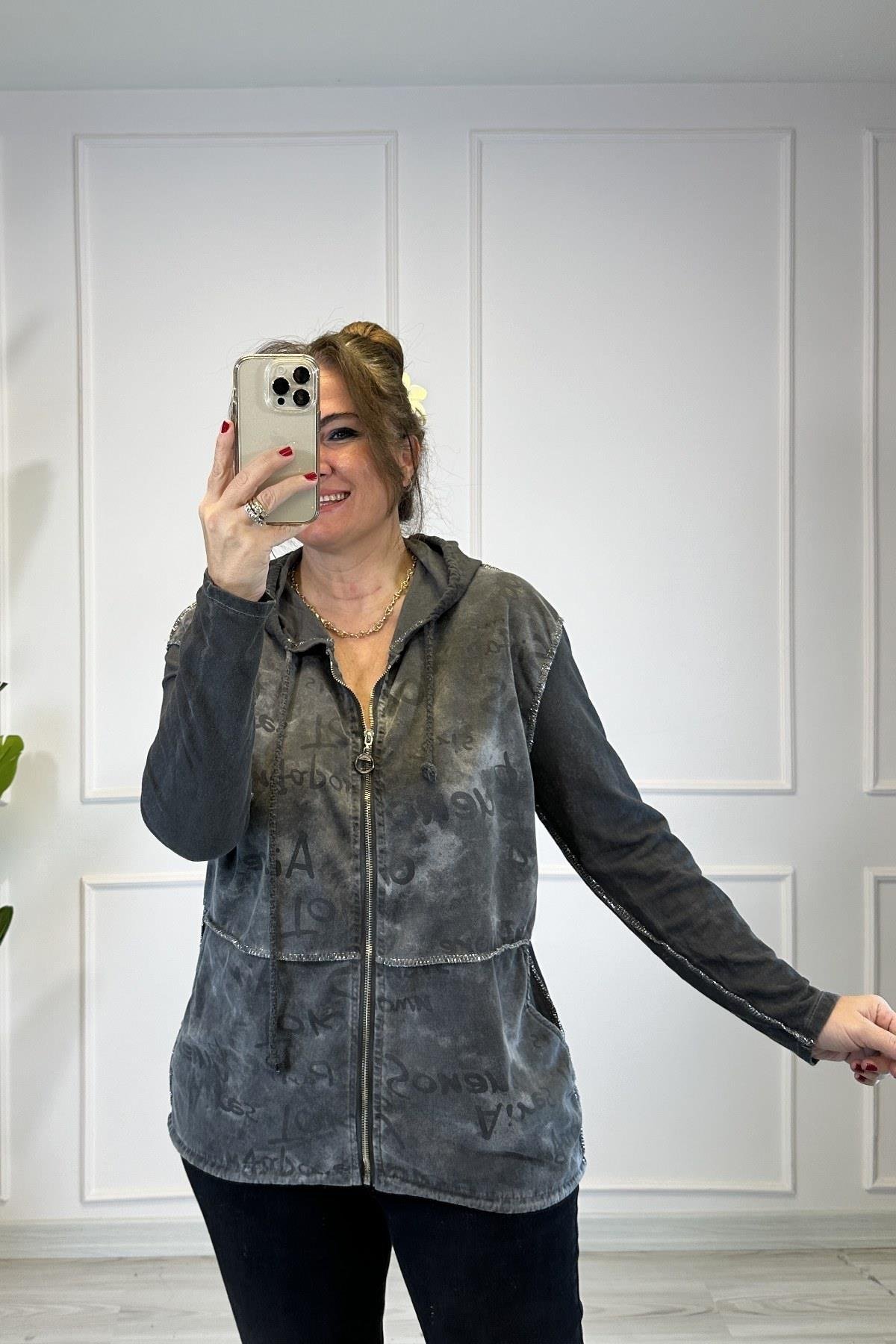 Sim Dikiş Detaylı Yazılı Ceket - Antrasit