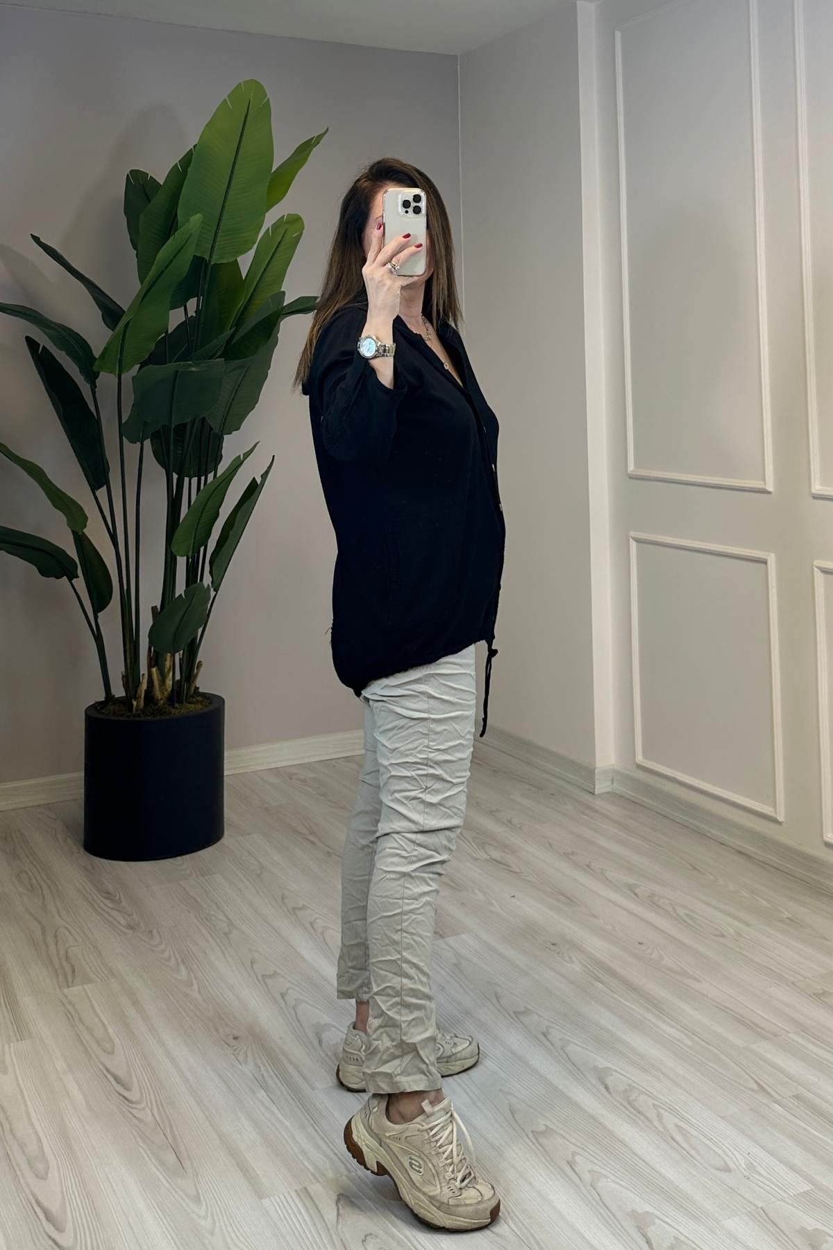 Sırt Dantel Detaylı Kapüşonlu Ceket Siyah