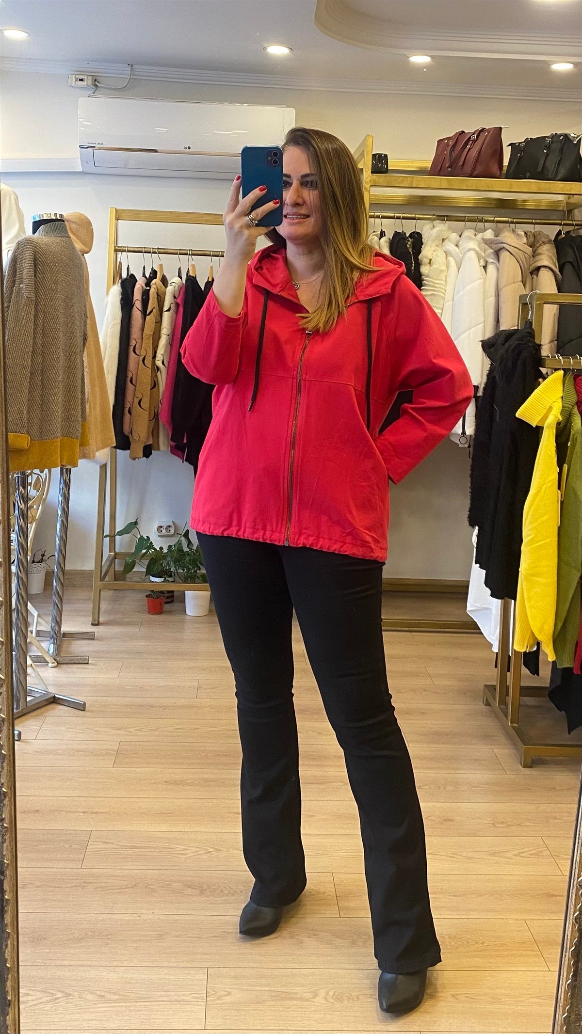 Sırt Pul İşleme Detaylı Ceket Kırmızı