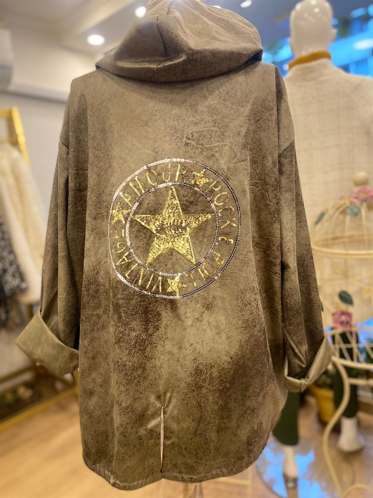 Sırt Yıldız Pul Detaylı Alcantara Ceket Haki