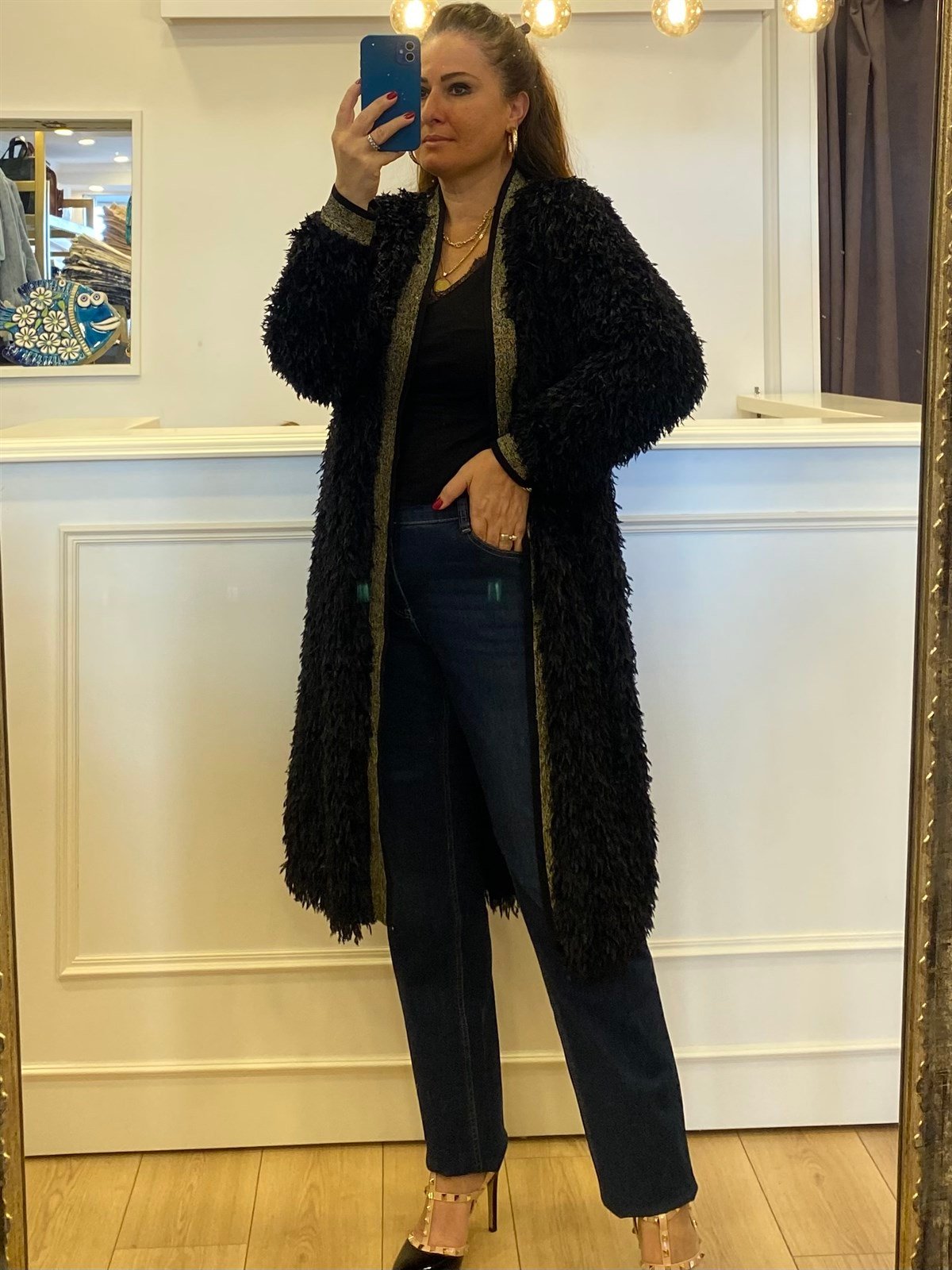 Tiftik Detaylı Sim Şeritli Ceket Siyah Rengi