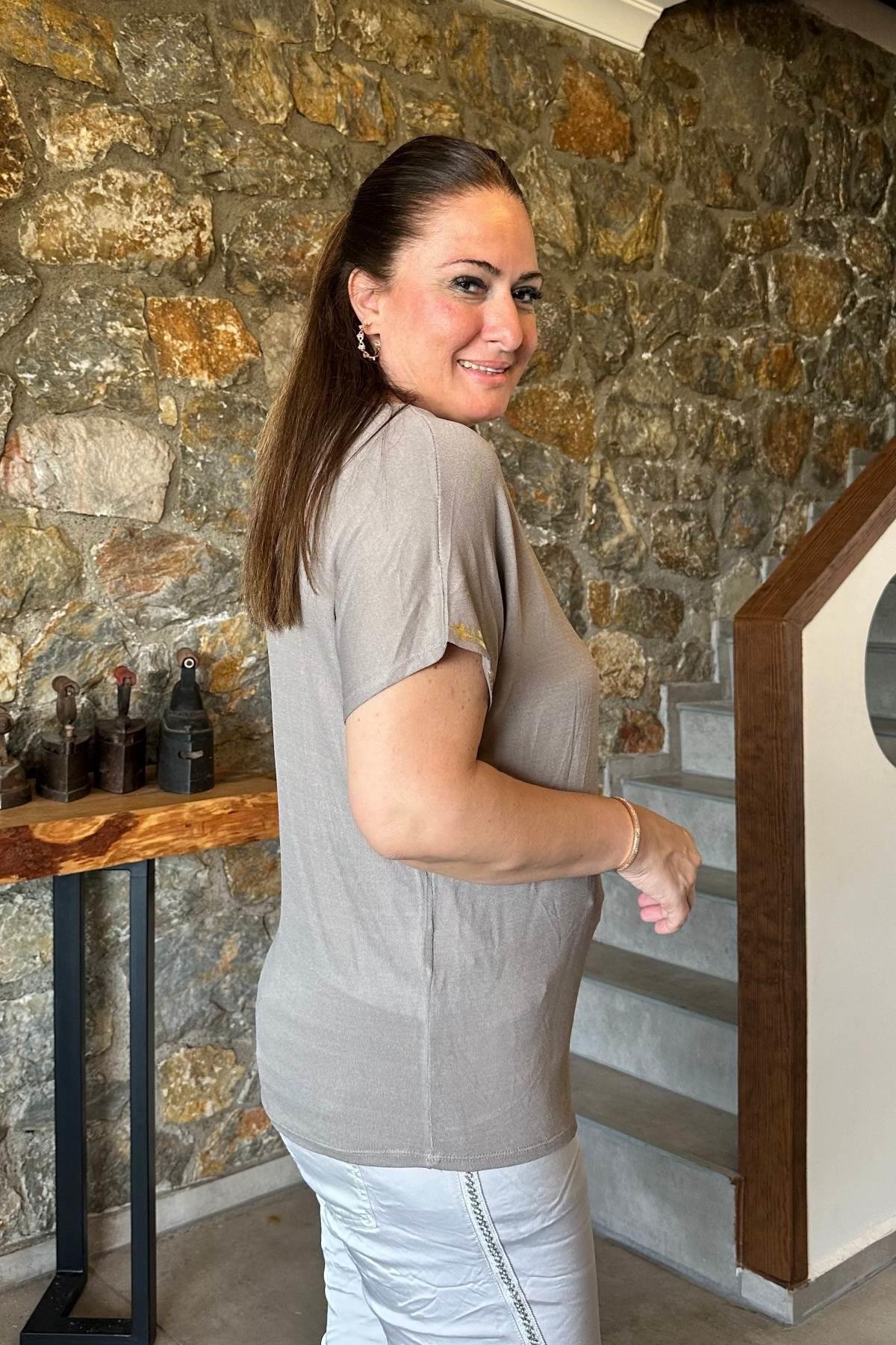 V Yaka Taşlı Triko Bluz Taş